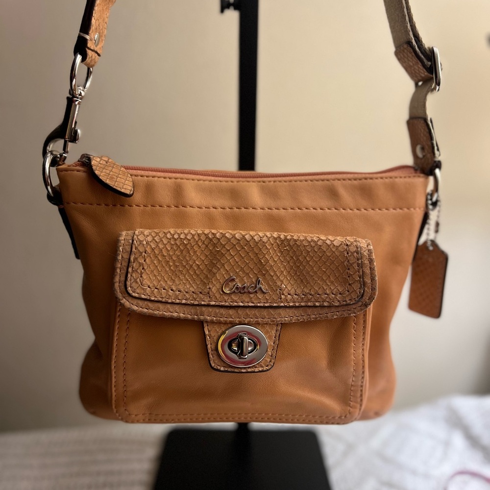 Coach Orange Leather Bag 🍊